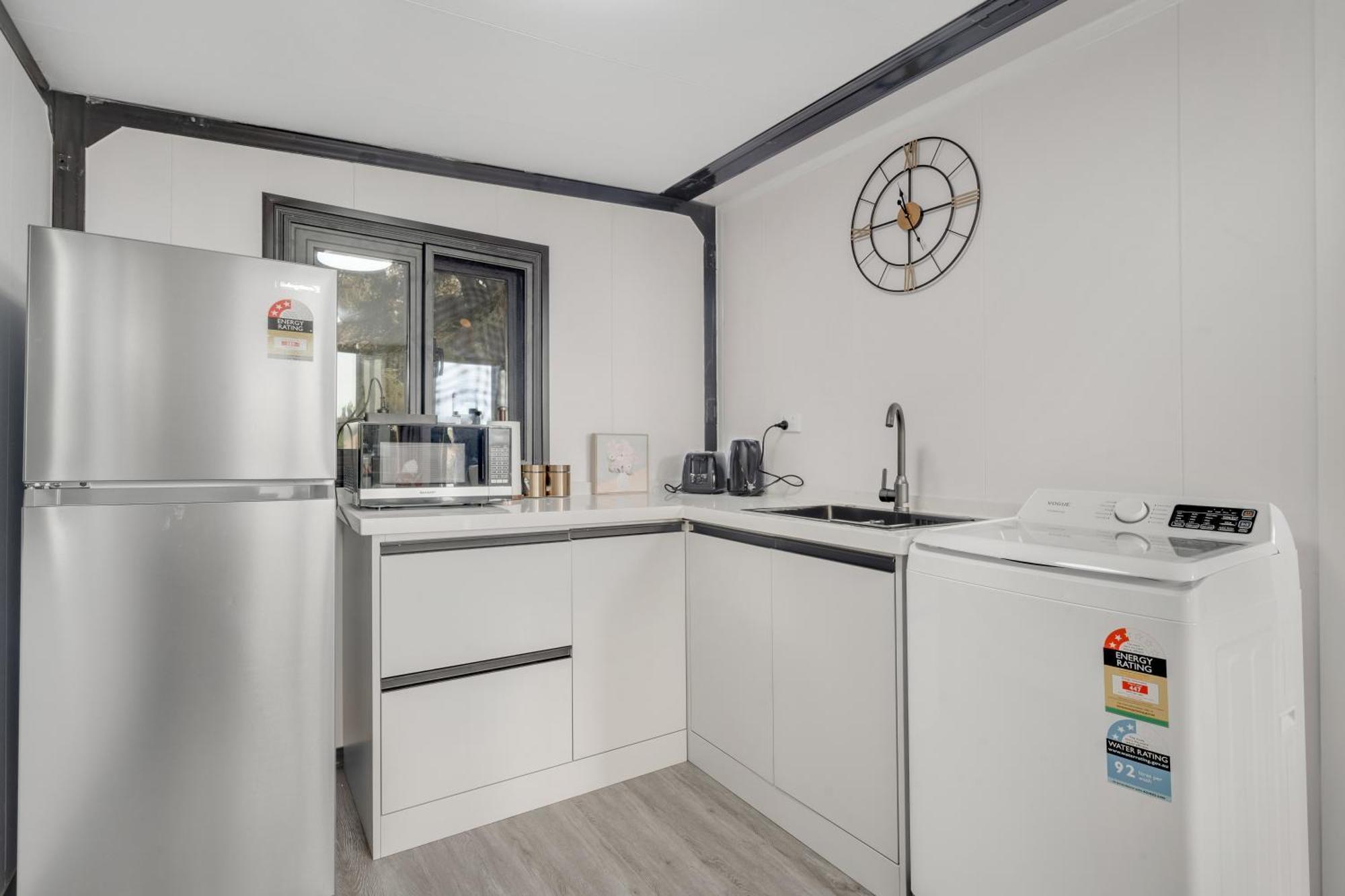 2 Bedrooms Cabin 5 Min To Pukekohe Town Centre Eksteriør bilde